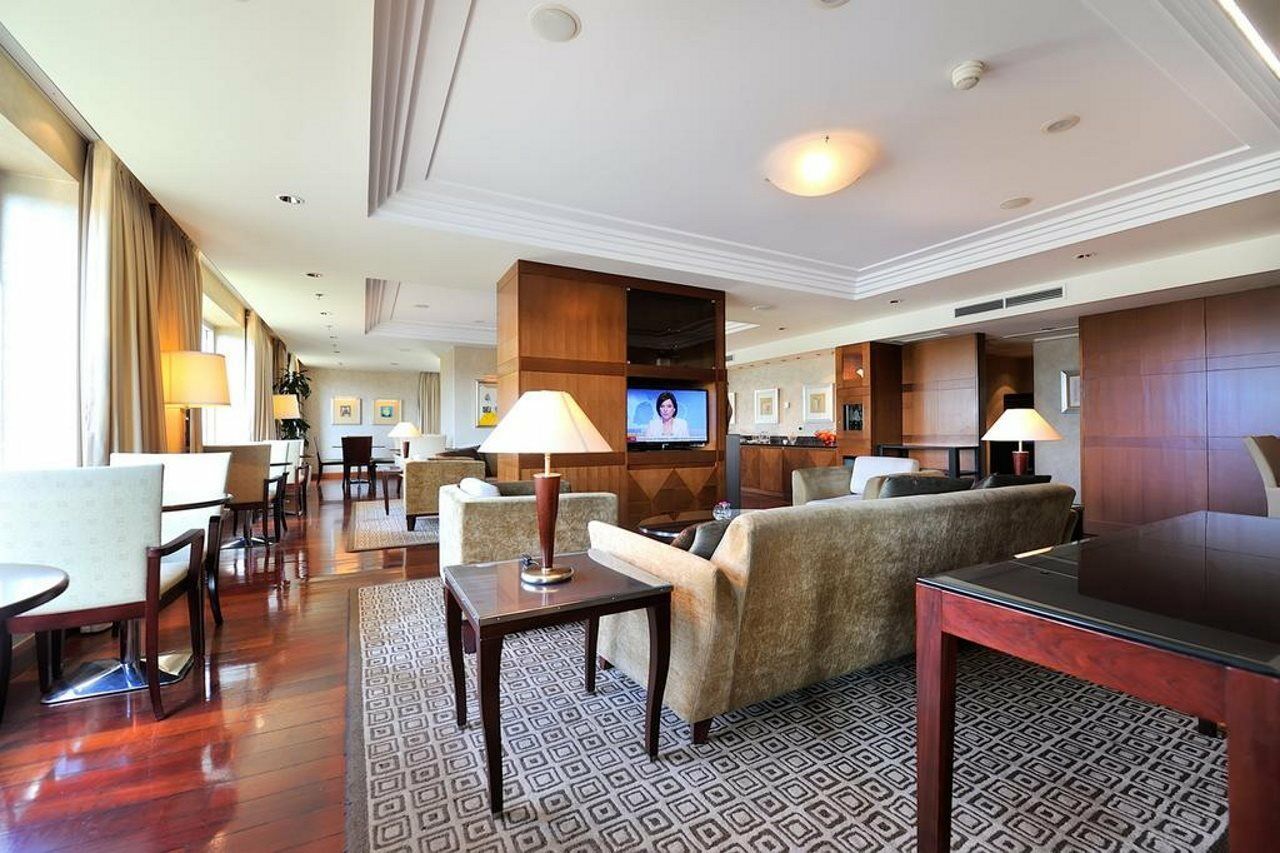 Regent Warsaw Hotel Exterior photo Club Intercontinental at the InterContinental Seoul